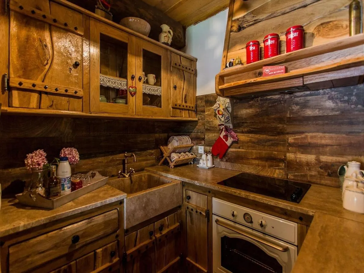 Willa Pleasant Chalet In Bruvno With Private Pool 0*,  Chorwacja